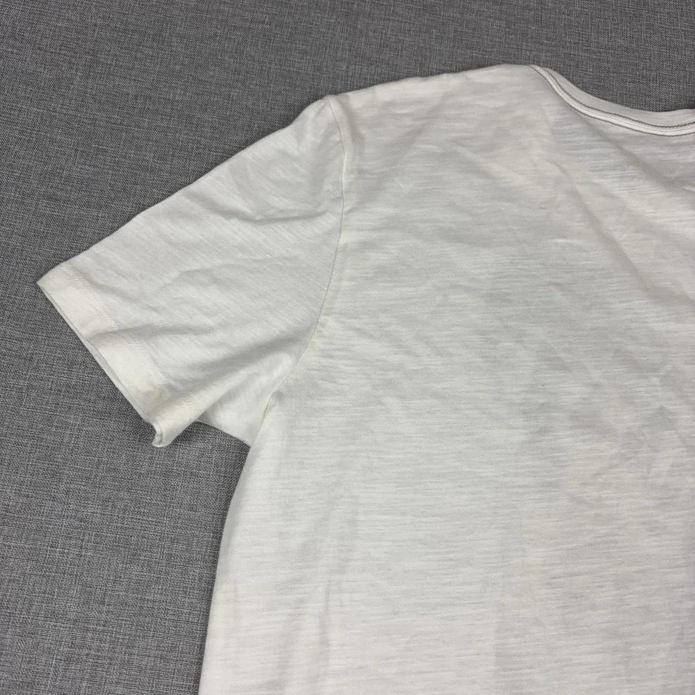 Banana Republic Shirt Mens M White Elephant Graphic Tee Tagless Cotton Jersey